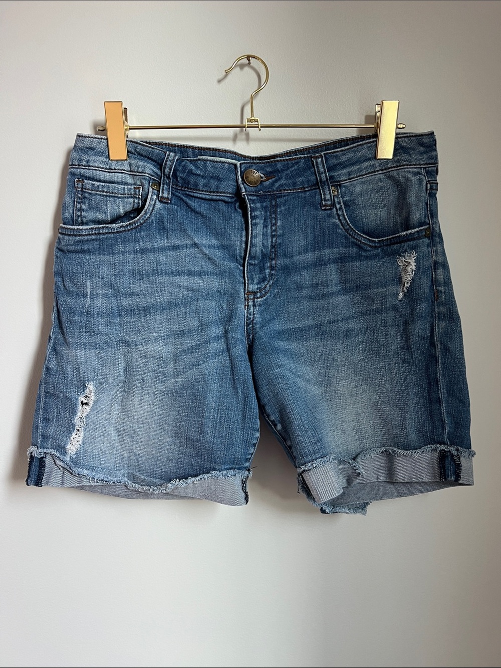 Kut from the Kloth| Boyfriend Short Blue Distressed Denim #SS037MA6 Size 10